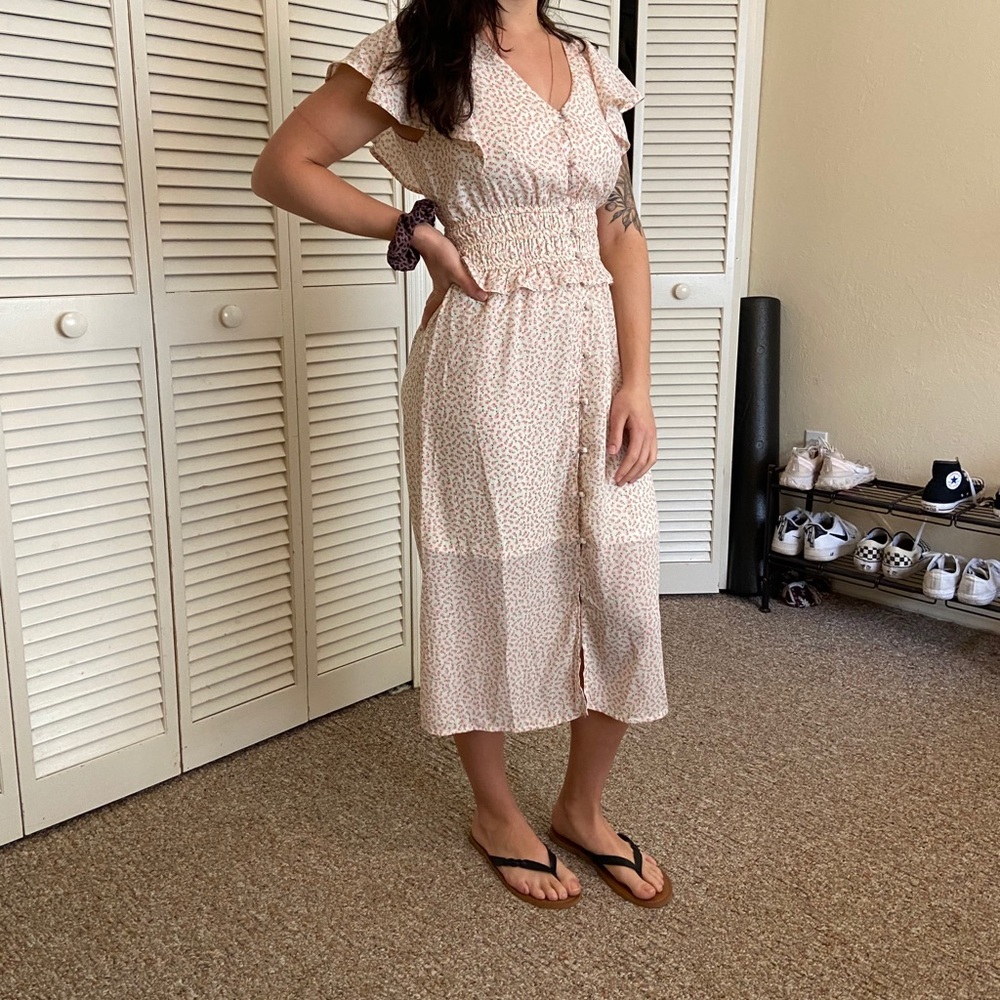NWOT Sienna Sky Floral Dress